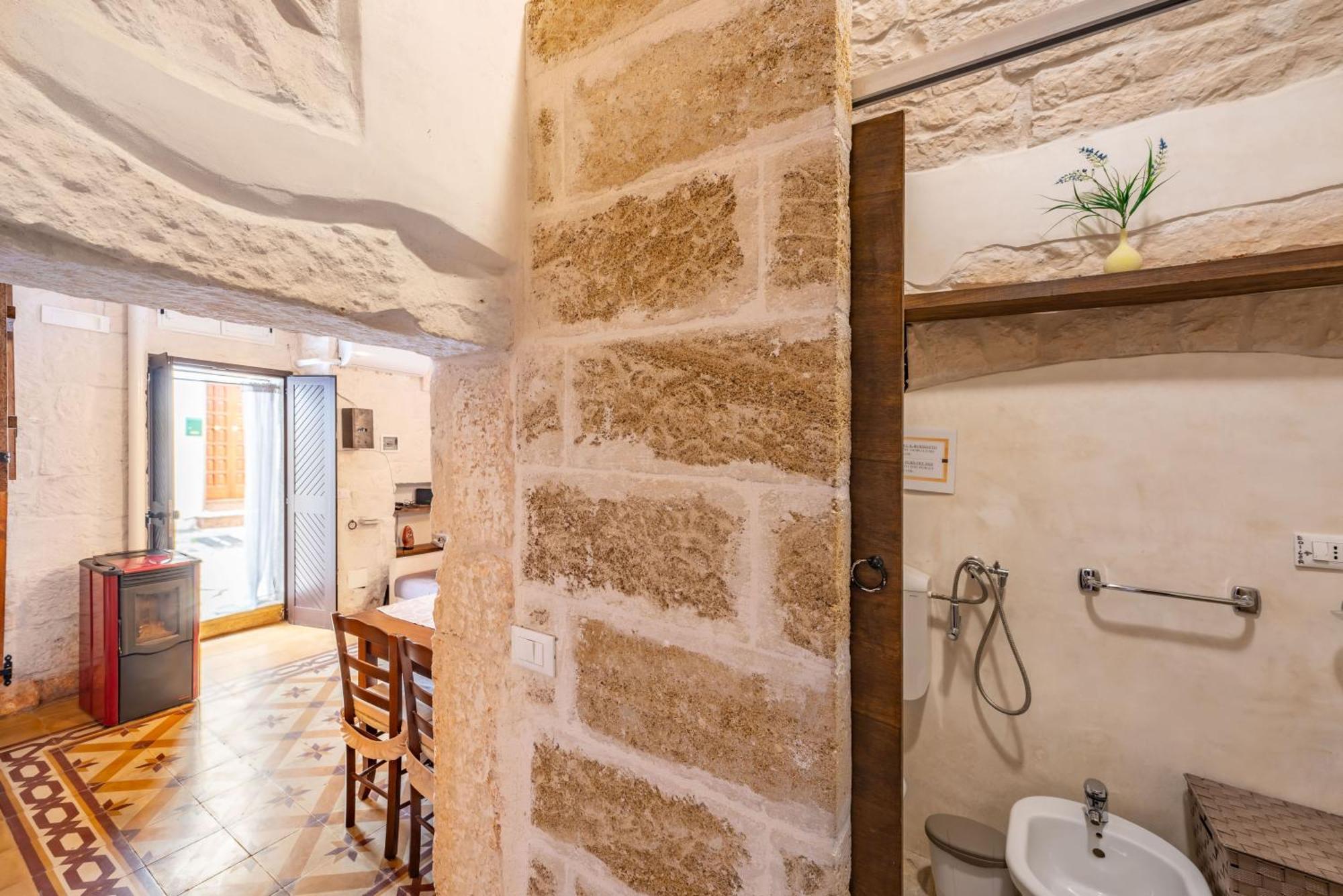 Villa Casa 1600: Casa Tipica in Centro Storico di Ostuni Esterno foto